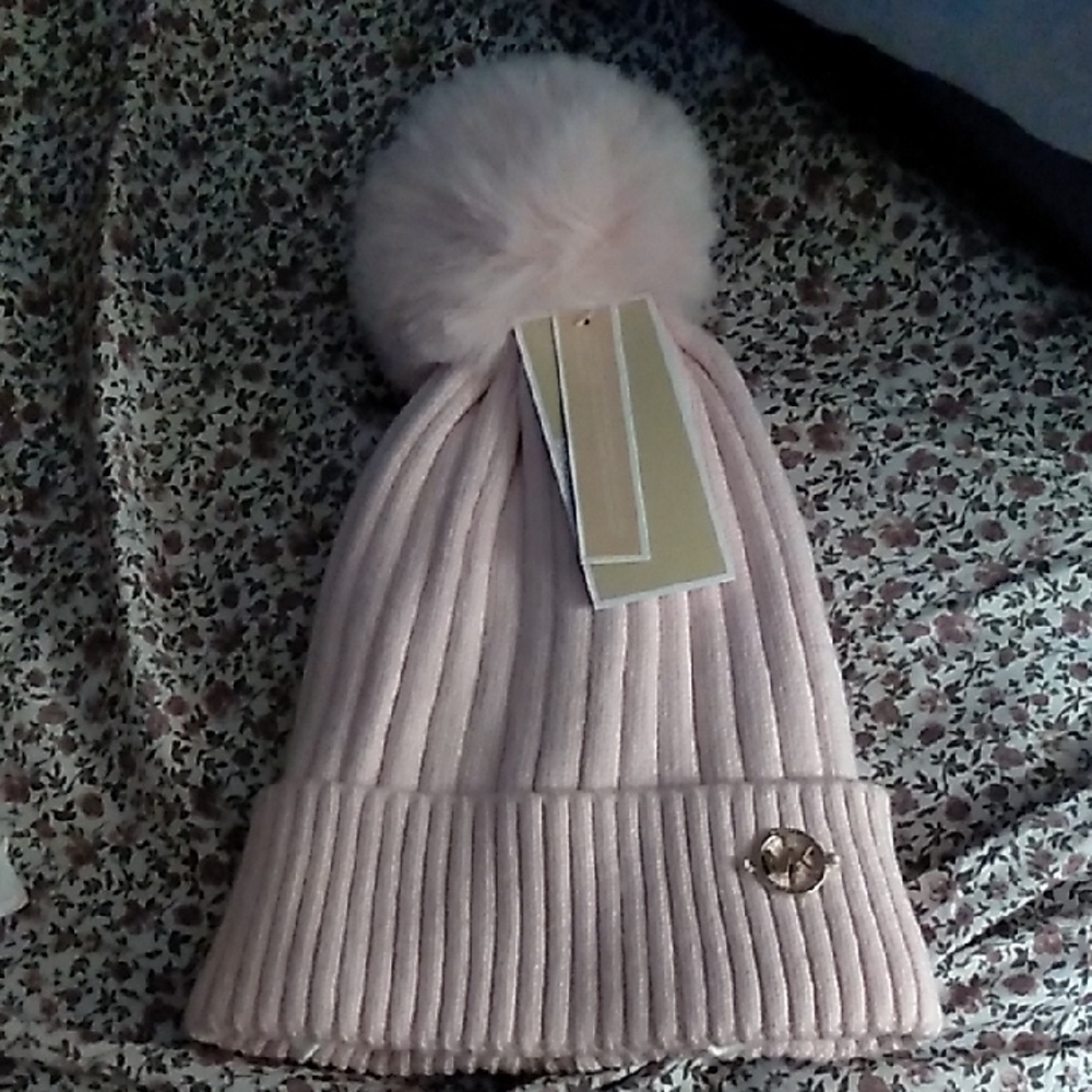 Pink Ribbed Pom Pom Beanie Hat - Women's Winter Accessory Michael KORS